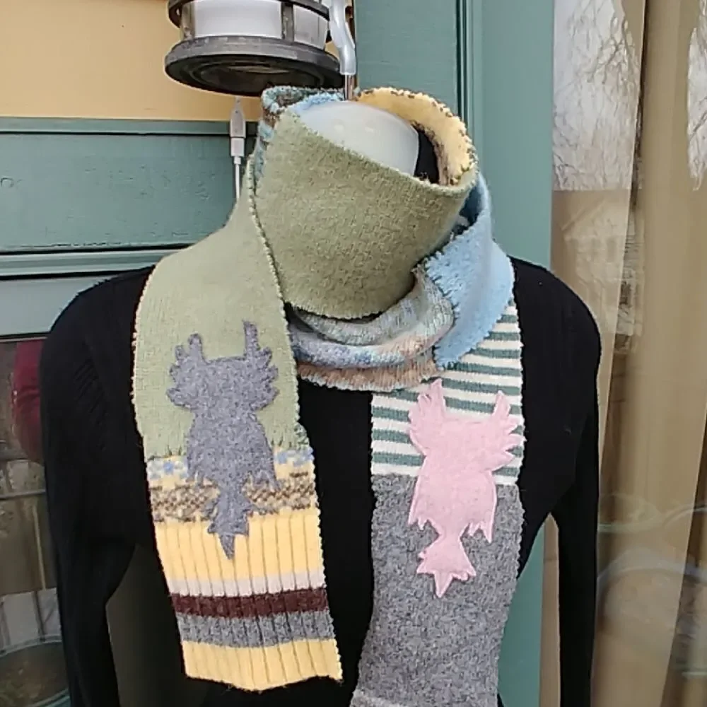 ⭐2 for $50⭐ Upcycled Felted Wool Sweater Scarf - Picture 3 of 4